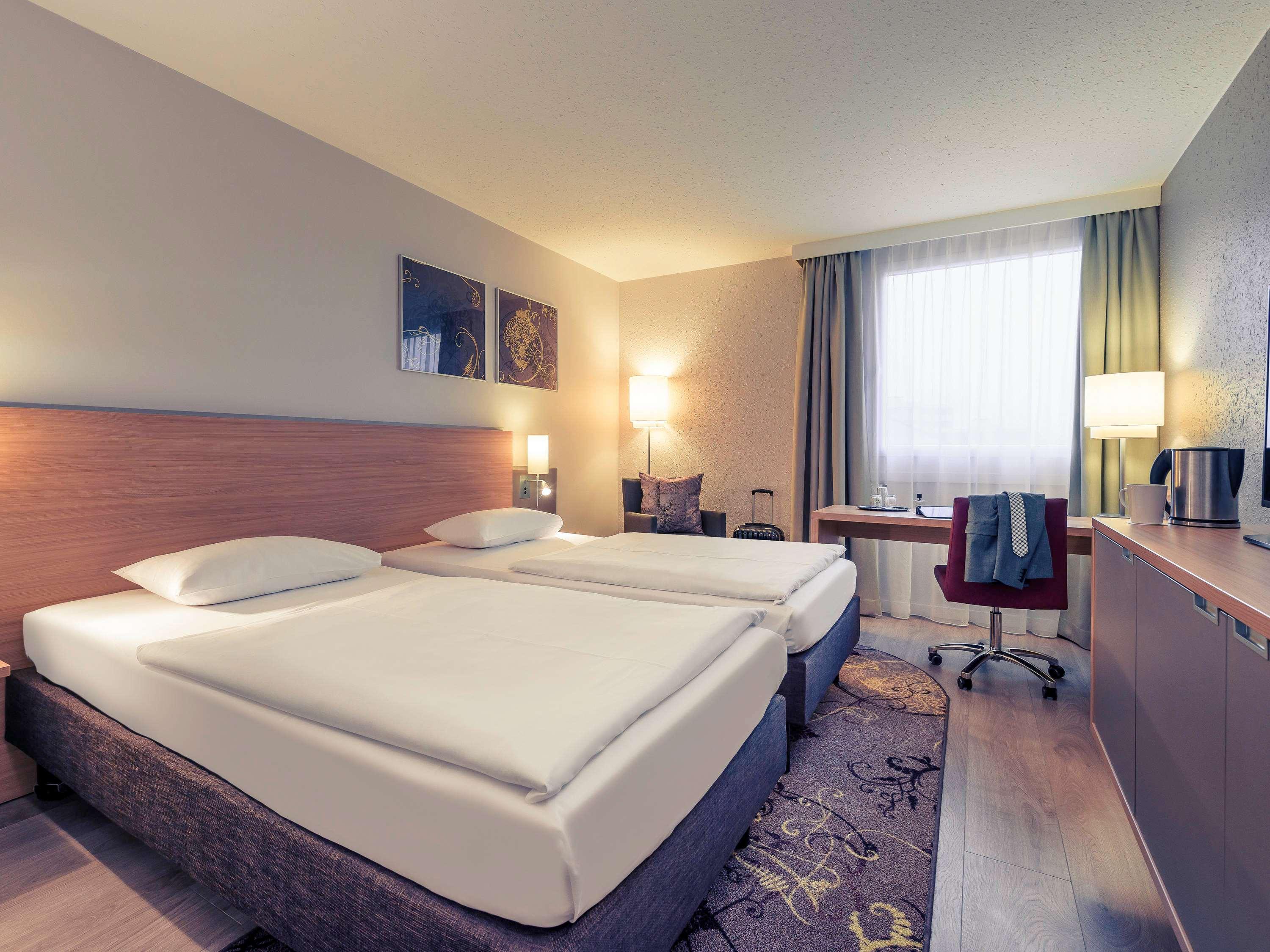 Fuerther Hotel Mercure Nuernberg West Exterior foto